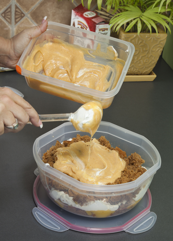 Sterilite-PumpkinTrifle-Step4
